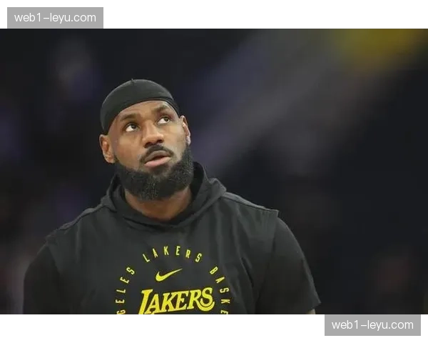 勒布朗·詹姆斯退役计划引关注 湖人未来建设需规划 勒布朗·詹姆斯退役计划引关注 湖人未来建设需规划